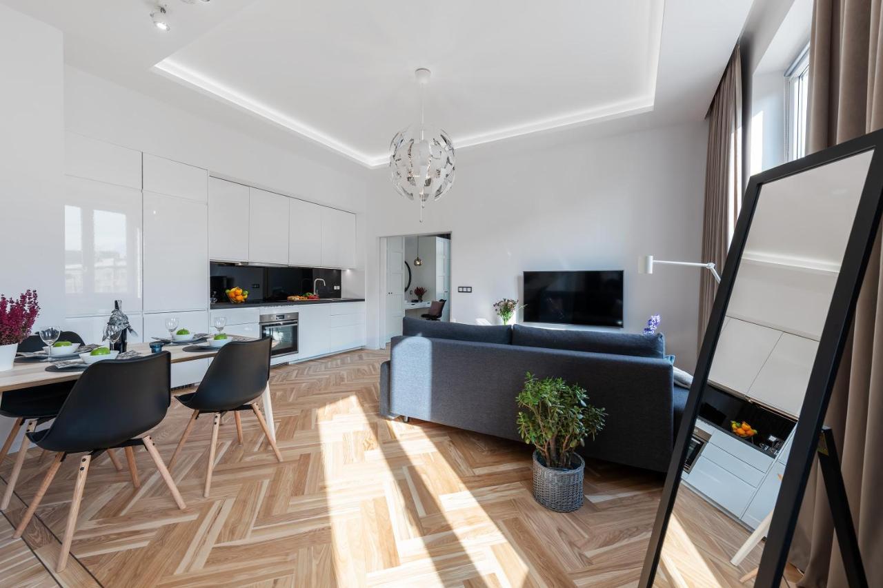 Marszalkowska Center Serviced Apartments 华沙 外观 照片